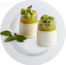 ‘Panna cotta’ coco vanille sur coulis de kiwi